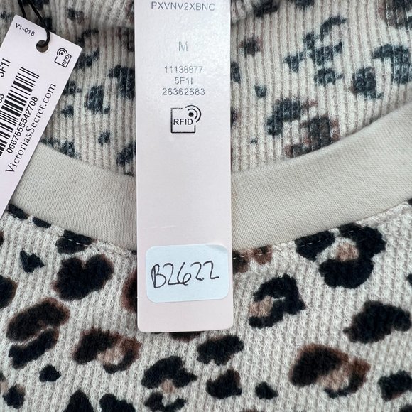 Victoria's Secret Women's Mini Thermal Sleepshirt Holiday Spotty Leo Medium NWT - Picture 7 of 7